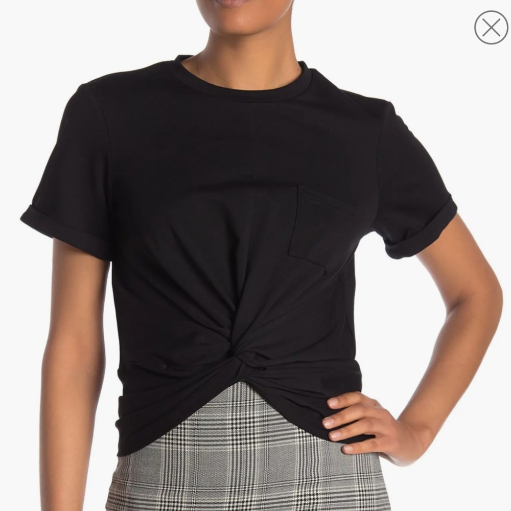Black Crop Tee